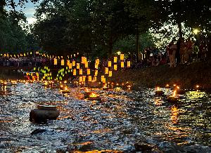Großes Lichterfest im Kurpark